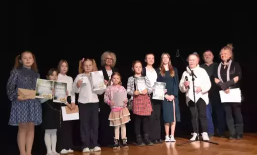 Zdjęcie do Znamy laureat&oacute;w Konkursu Plastycznego w ramach Spotkań Artystycznych Szk&oacute;ł!