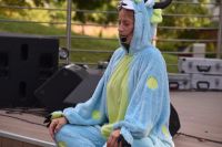 Aktorka podczas występu w Amfiteatrze.