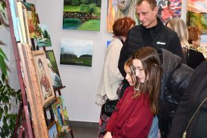 Wernisaż wystawy Źródło inspiracji grupy Kolor