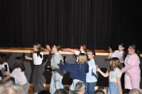 Dzieci podczas przedstawienia.